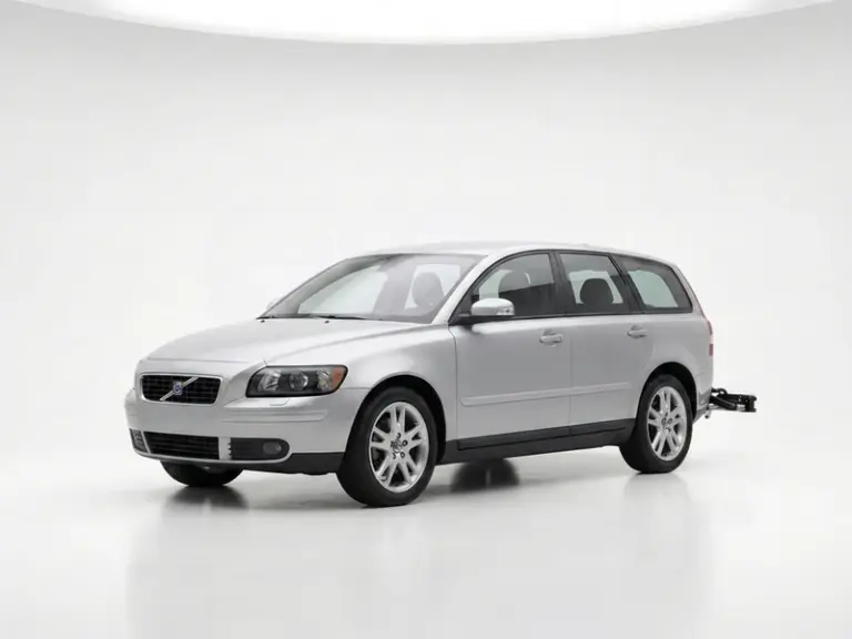 Volvo V50 — 2004-2012